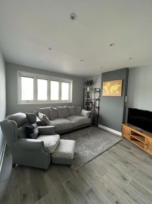 Superb Three Bed Garnant Duplex! Apartment Exterior photo